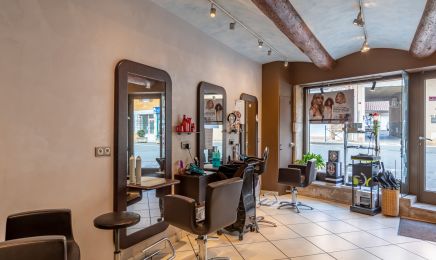 Les ciseaux d'Aurelie : Coiffeur à Quincié-en-Beaujolais