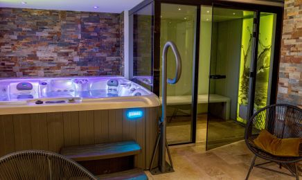 Eminess SPA : Spa à Changé