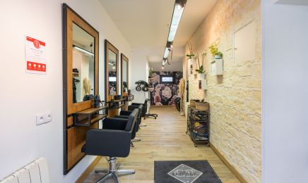 Sarl Daux'hair Coiffure : Coiffeur à Saint-Claude-de-Diray