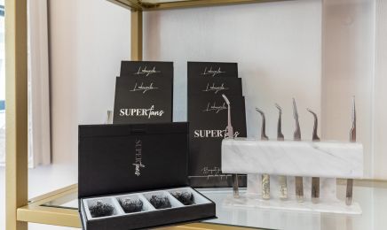 Look my cils : Manucure à Clamart