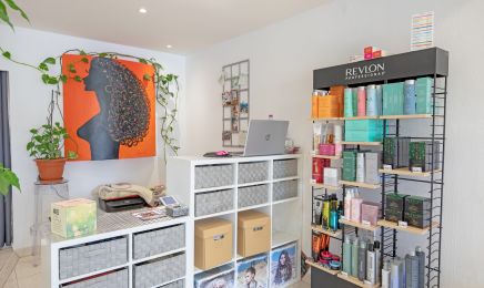 Elegance Coiffure : Coiffeur à Maraussan