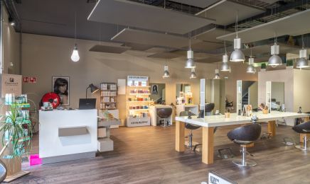 Ines K Coiffeur  : Coiffeur à Mozac