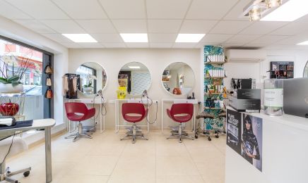 Cathie Bova Coiffure  : Coiffeur à Antibes Juan les Pins