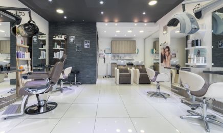JF.  Coup’ : Coiffeur à Perigny