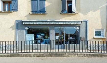 Infini-tiffs : Coiffeur à La Boisse