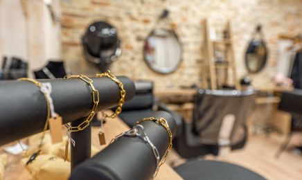 NOUVEL ´ HAIR : Coiffeur à Ambronay