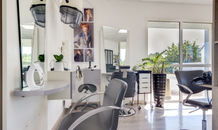 Au salon de Lucie : Coiffeur à Chauvé