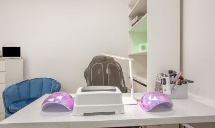 Caprices de filles  : Manucure à Martigues