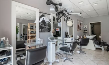 Agnes Coiffure - Visagiste : Coiffeur à Pézenas
