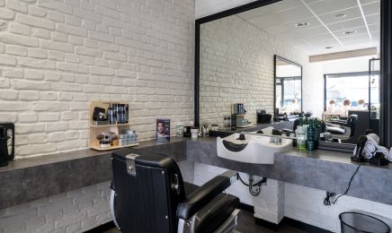 ÉVOLUTION COIFFURE : Coiffeur à Chemillé