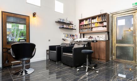 Beauty time by Sharon  : Coiffeur à Puteaux