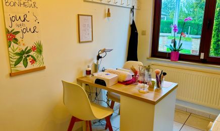 Miny Beauty Studio : Institut de beauté à Flémalle