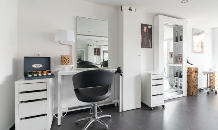 LM Coiffure  : Coiffeur à Pouilly