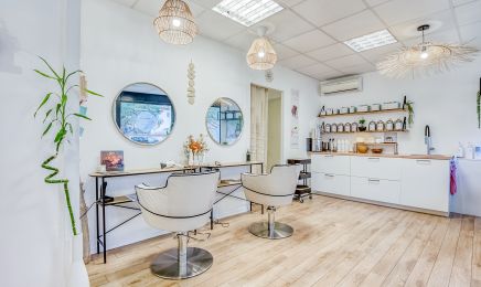 Celine Masullo - Spécialiste coloration végétale & minérale : Coiffeur à Caveirac