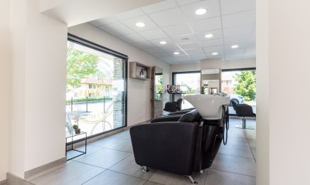 Espace beauté Entre-Nous - Coiffure : Coiffeur à Mery