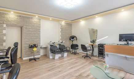 Luxury Salon : Manucure à Angers