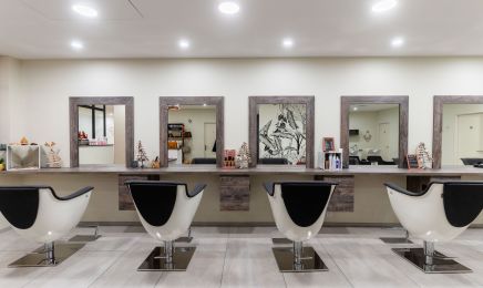 AMAZONE COIFFURE - COURNONTERRAL : Coiffeur à Cournonterral