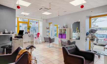 c style : Coiffeur à L'Hermitage