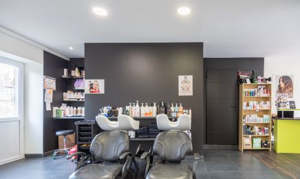 JD Artiste Coiffure  : Institut de beauté à Vesoul