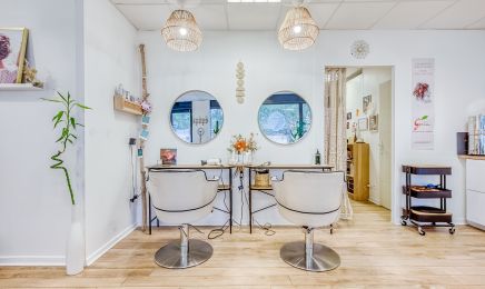 Celine Masullo - Spécialiste coloration végétale & minérale : Coiffeur à Caveirac