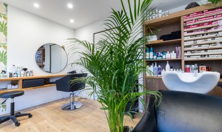 Parenthèse : Coiffeur à Pleucadeuc
