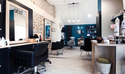 Le Salon de Mylène : Coiffeur à Plouvara