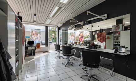 Le salon : Barbier à Condé-sur-Vire