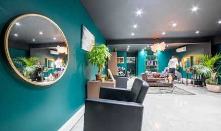 Chez Antoine Coiffeur - Barber  : Coiffeur à Tourrettes