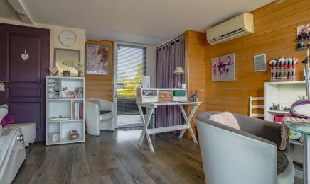 M les ongles : Institut de beauté à La Brède
