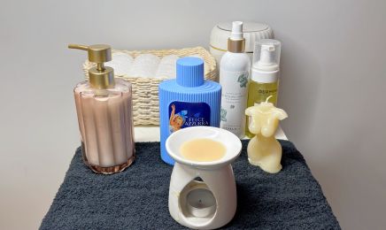 Onix Beauté : Manucure à Éveux