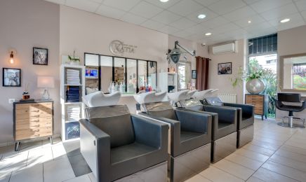 Salon de coiffure C’Katia  : Coiffeur à Le Bouscat