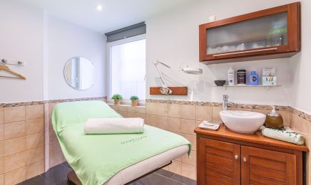 A Fleur de Peau : Manucure à Roquebrune-sur-Argens