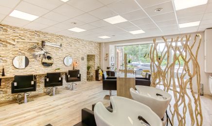 Révélez-vous  : Coiffeur à Montauban-de-Bretagne