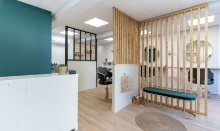 Le Petit Salon : Coiffeur à La Séguinière