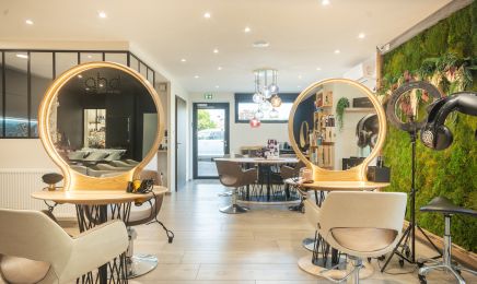 L'atelier de coiffure : Manucure à Dannemarie