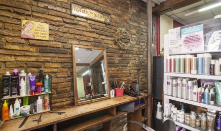 Les metamorphoses : Coiffeur à Troyes