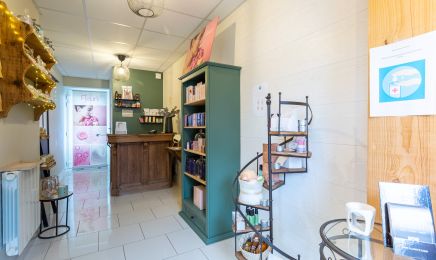 Beauté Nomade : Manucure à Noyers-Saint-Martin