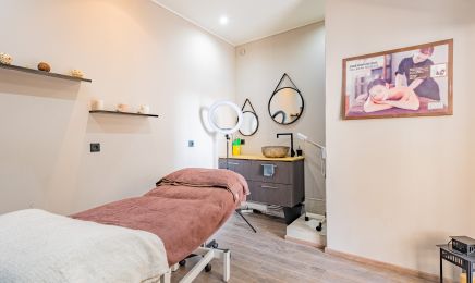 Au Comptoir de l'Ongle : Institut de beauté à Antibes