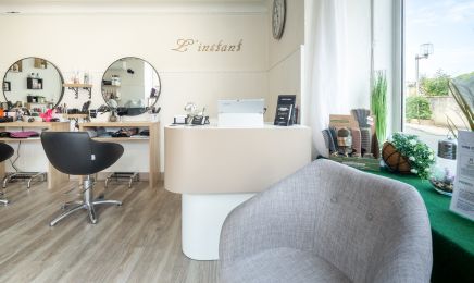 L’instant… : Coiffeur à Saint-Germain-du-Bel-Air