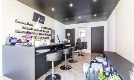 Bar à Ongles & Institut de Beauté - Simoes : Manucure à Saint-Laurent-de-la-Salanque