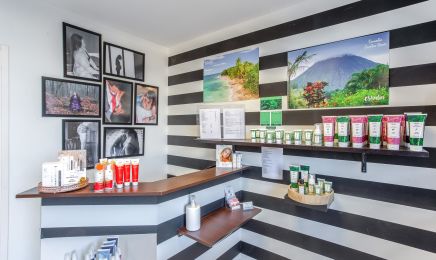 Etern’elle Beauté : Manucure à Port-Brillet