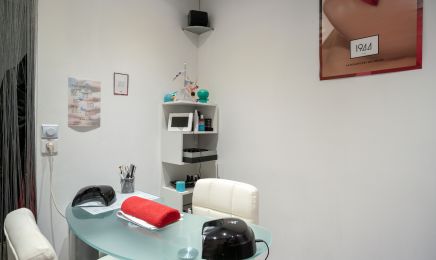 N Hair J Coiff’ : Manucure à Bouguenais