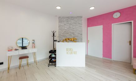 Bedra Brows & Lashes Academy : Institut de beauté à Les Roches-de-Condrieu