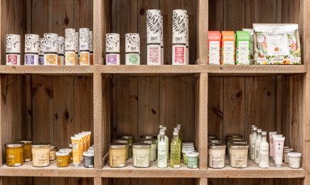 Maelle ongles et beauté : Institut de beauté à Trets