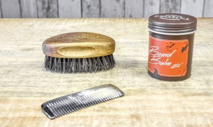 L'Homme : Barbier à Estaires