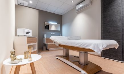 Espace beauté Entre-Nous - Coiffure : Coiffeur à Mery