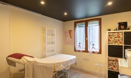 Le Seven Institut  : Manucure à Palaiseau
