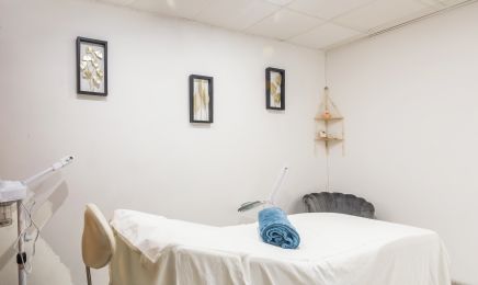 Estelle Institut  : Coiffeur à La Crau