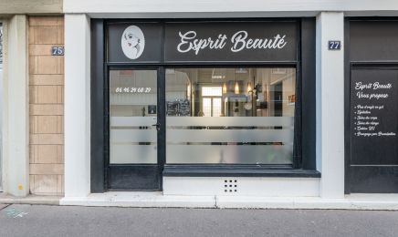 Esprit Beauté : Manucure à Le Havre