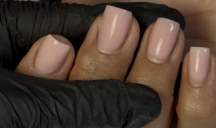 Em’beauty : Manucure à Oppède